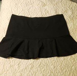 NWOT Smartset black flare hem skirt XL